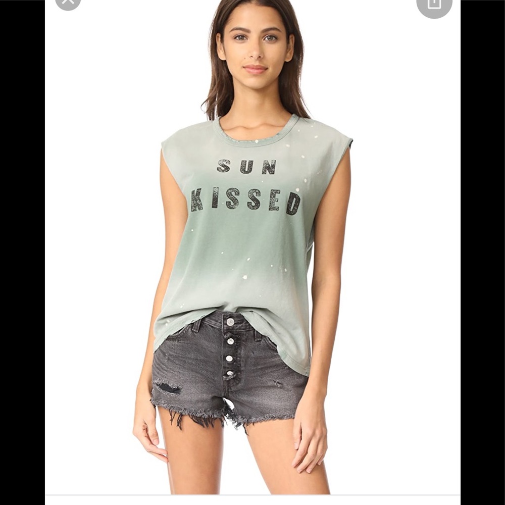 Sundry sun kissed musvle tank